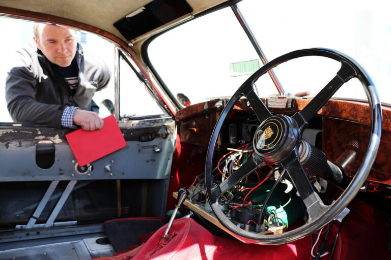 classic-car-inspection