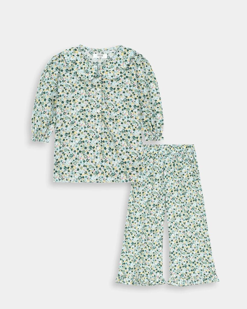 buy online girls sets in Pakistan