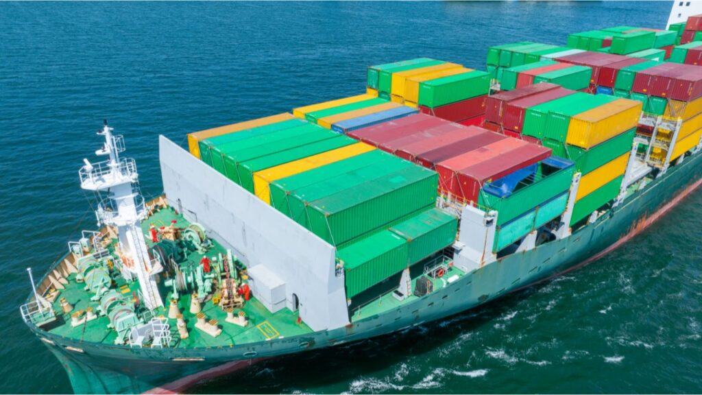 Shipping to Canada from UAE